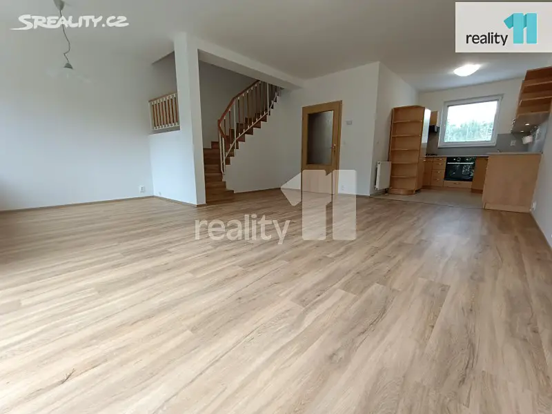 Pronájem  rodinného domu 149 m², pozemek 420 m², Menšíkova, Praha 9 - Satalice