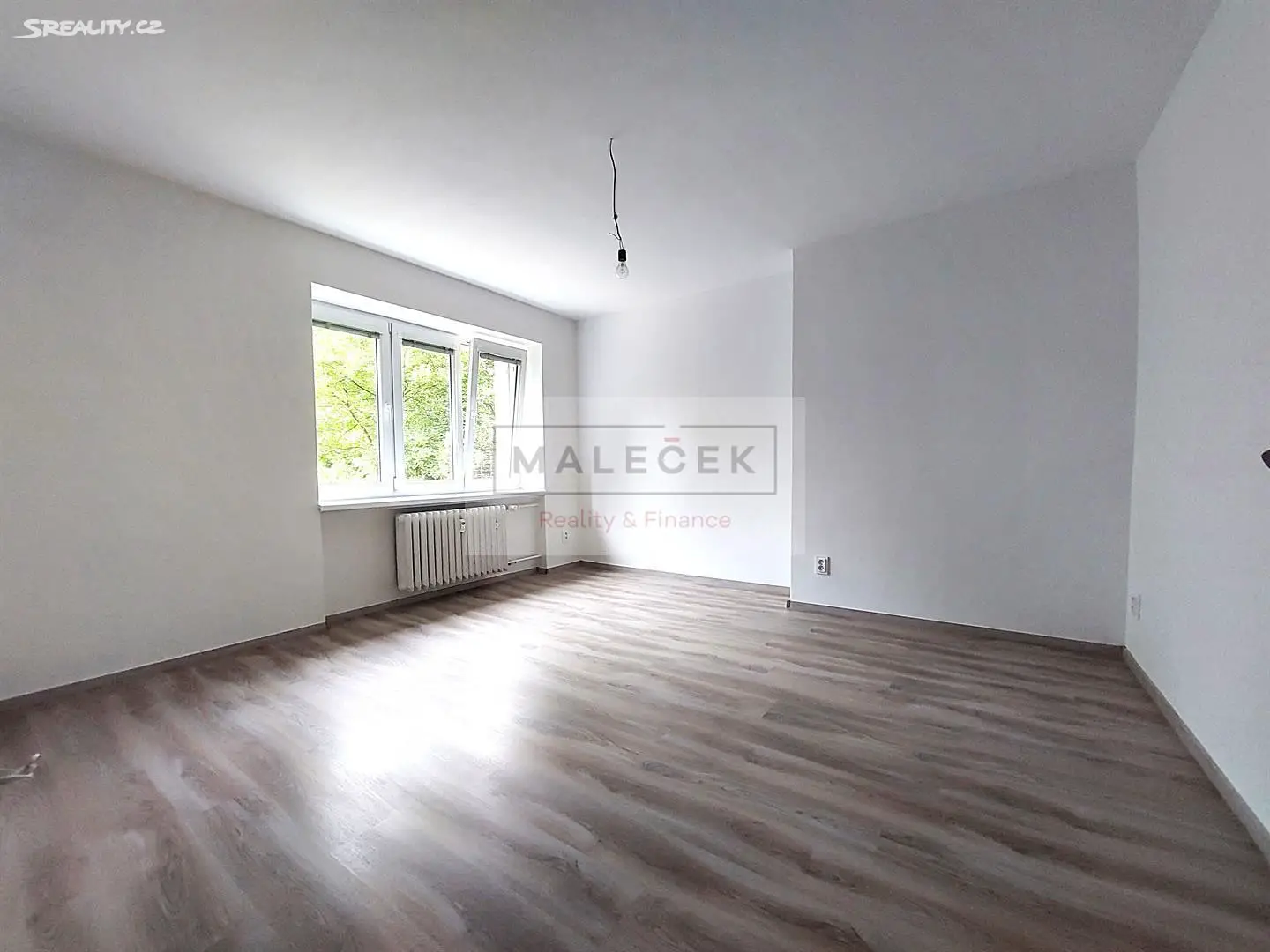 Prodej bytu 2+1 58 m², 28. pluku, Praha 10 - Vršovice