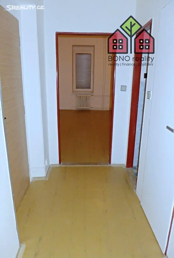 Pronájem bytu 1+1 43 m², Husova, Lovosice