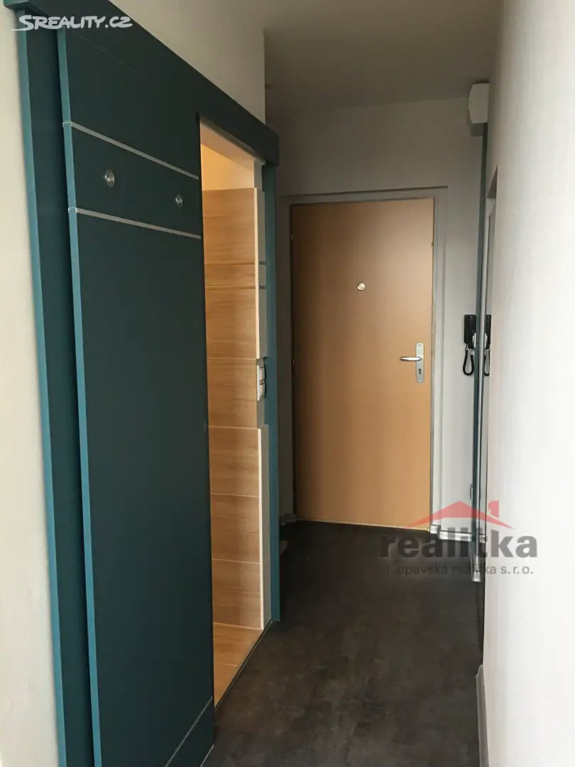 Pronájem bytu 1+1 36 m², Antonína Sovy, Opava - Kateřinky