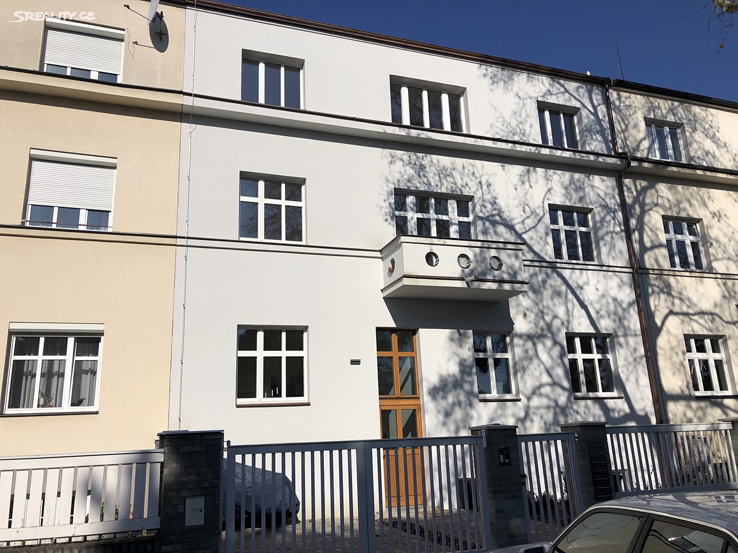 Pronájem bytu 1+1 52 m², náměstí Před bateriemi, Praha 6 - Střešovice