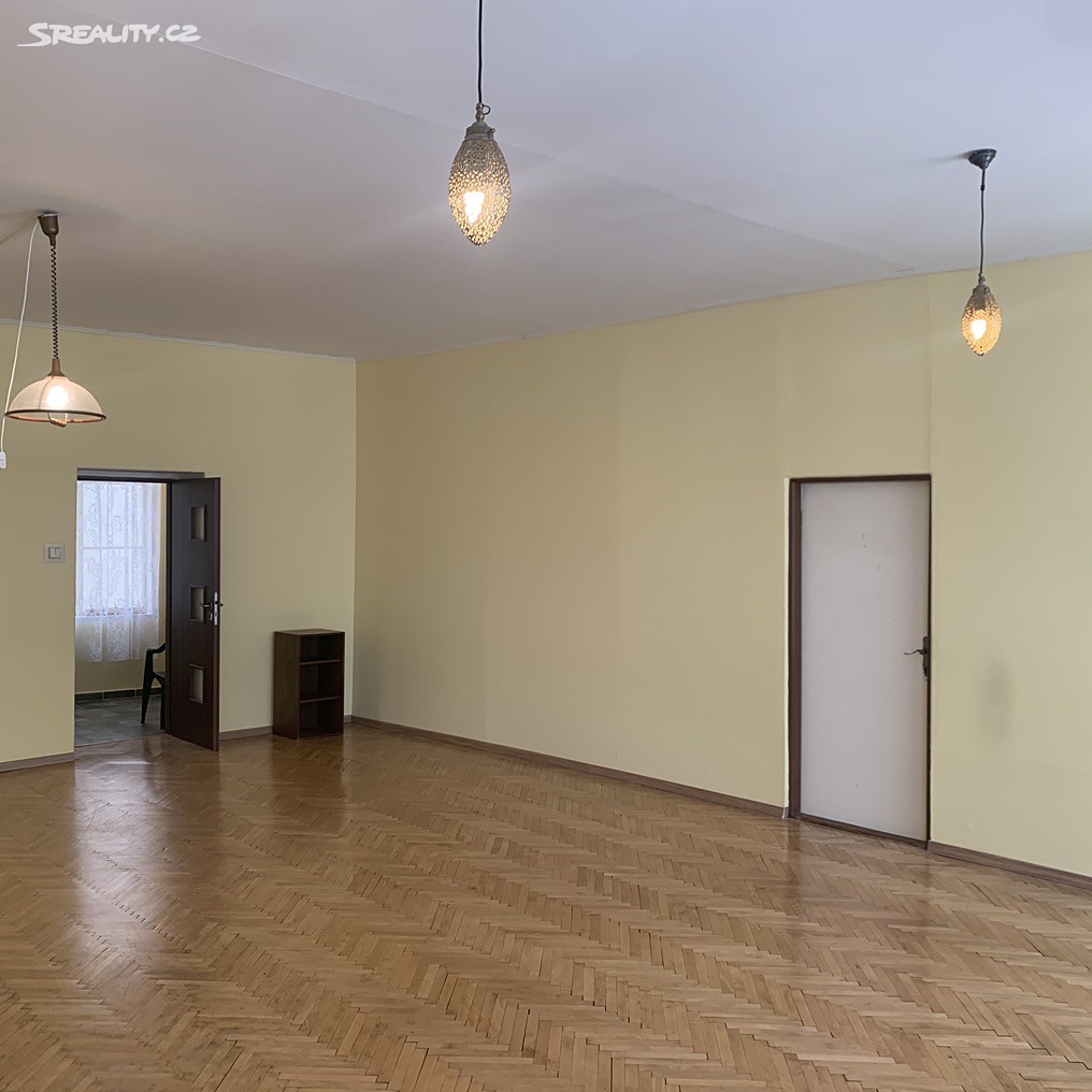 Pronájem bytu 4+1 125 m², Kosmákova, Jihlava