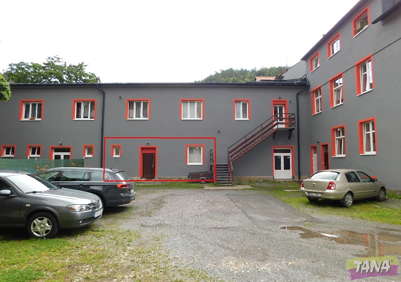 Prodej bytu 2+kk 50 m², Dr. Teuchmanna, Úpice