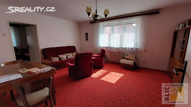 Prodej bytu 3+1 79 m², U Letiště, Holešov