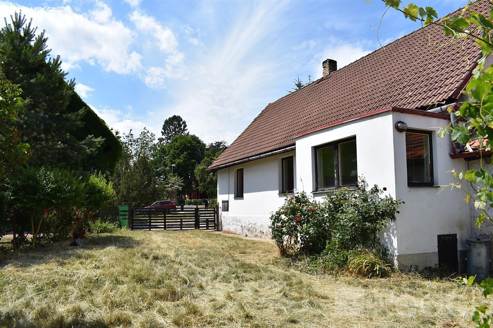 Prodej  rodinného domu 200 m², pozemek 2 354 m², Podbořany - Hlubany, okres Louny