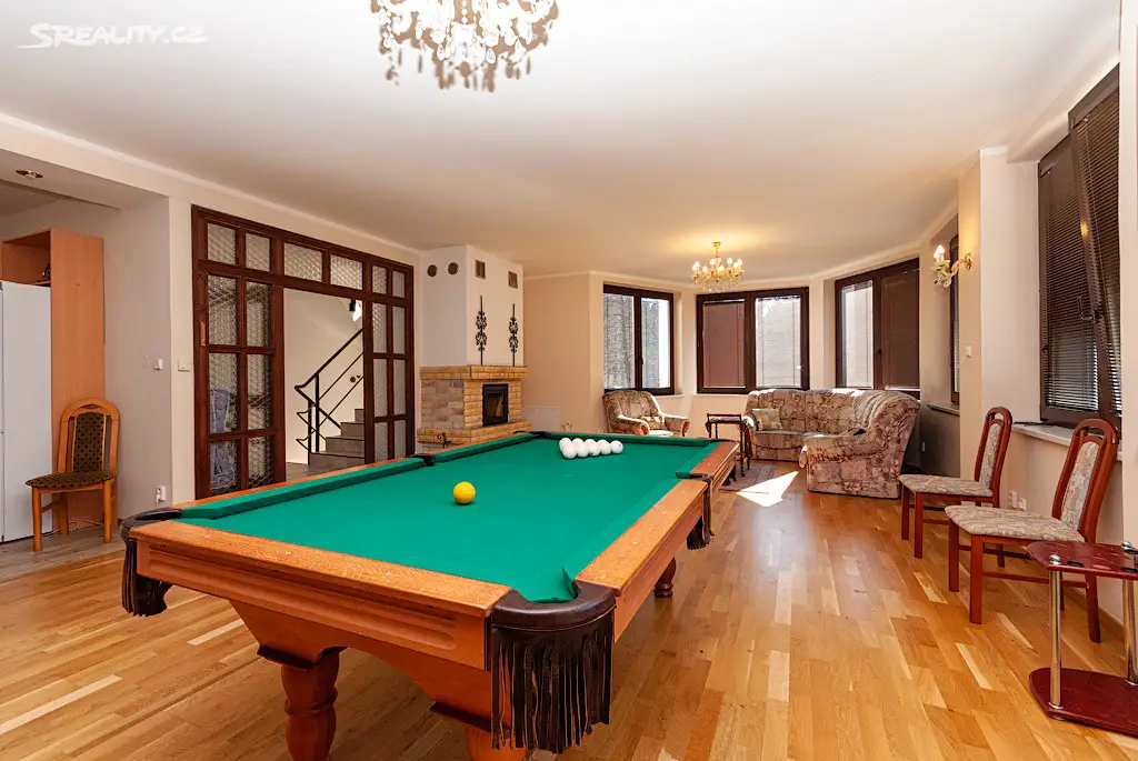Prodej  rodinného domu 600 m², pozemek 2 293 m², Žlutice - Verušice, okres Karlovy Vary