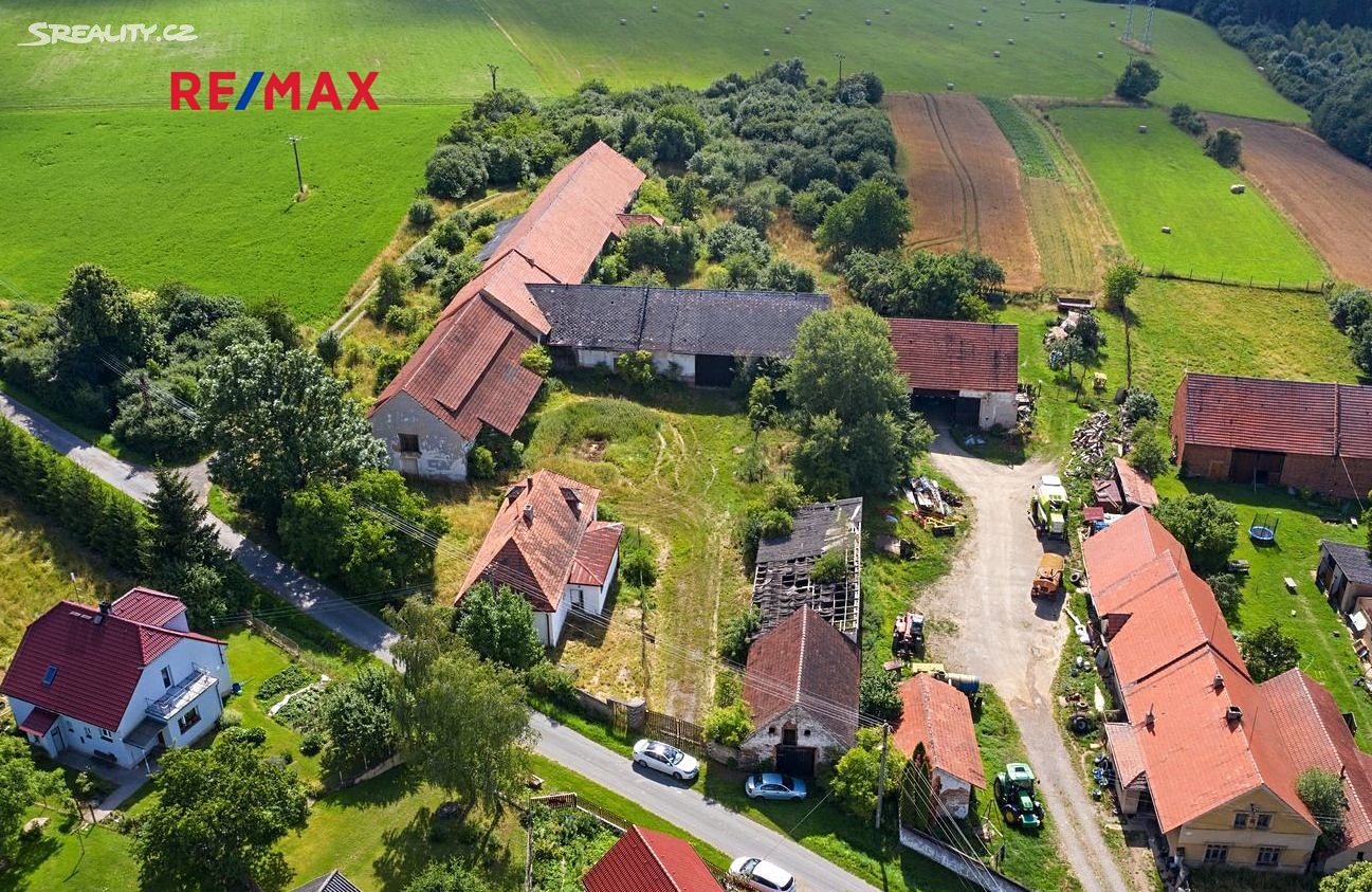 Prodej  zemědělské usedlosti 1 200 m², pozemek 11 178 m², Hřebečníky - Újezdec, okres Rakovník