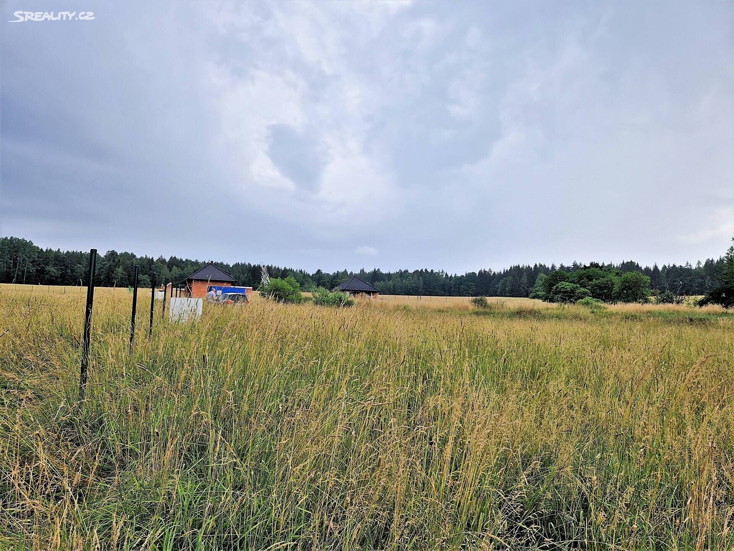 Prodej  stavebního pozemku 2 705 m², Chaloupky, okres Beroun