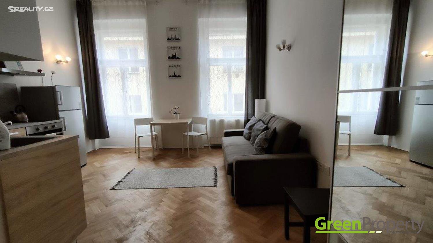 Pronájem bytu 1+kk 26 m², V tůních, Praha 2 - Nové Město