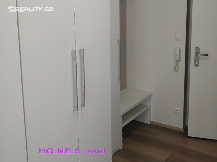 Pronájem bytu 2+kk 58 m², Edvarda Beneše, Olomouc - Řepčín