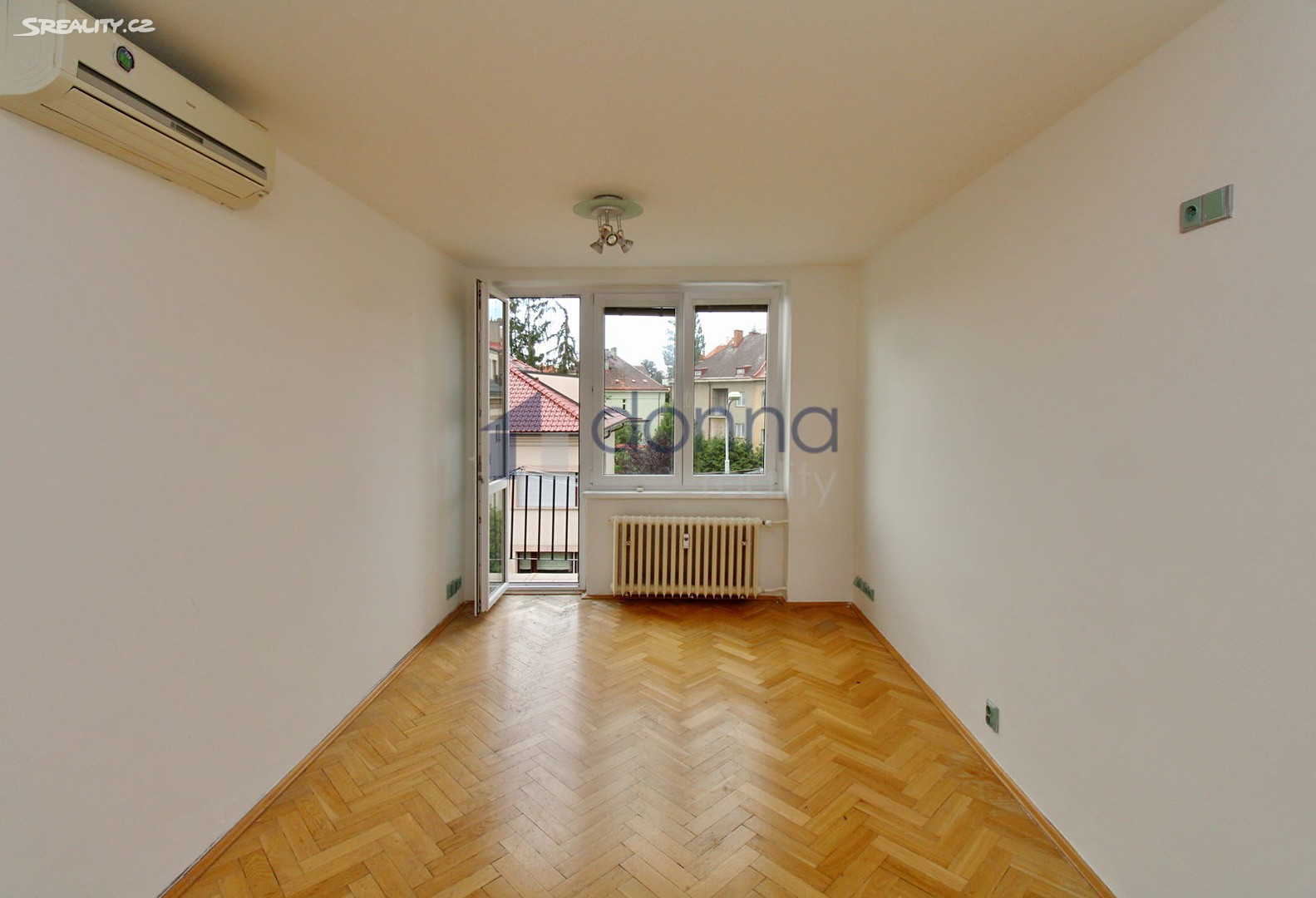 Pronájem bytu 2+kk 54 m², Na Zavadilce, Praha 6 - Dejvice