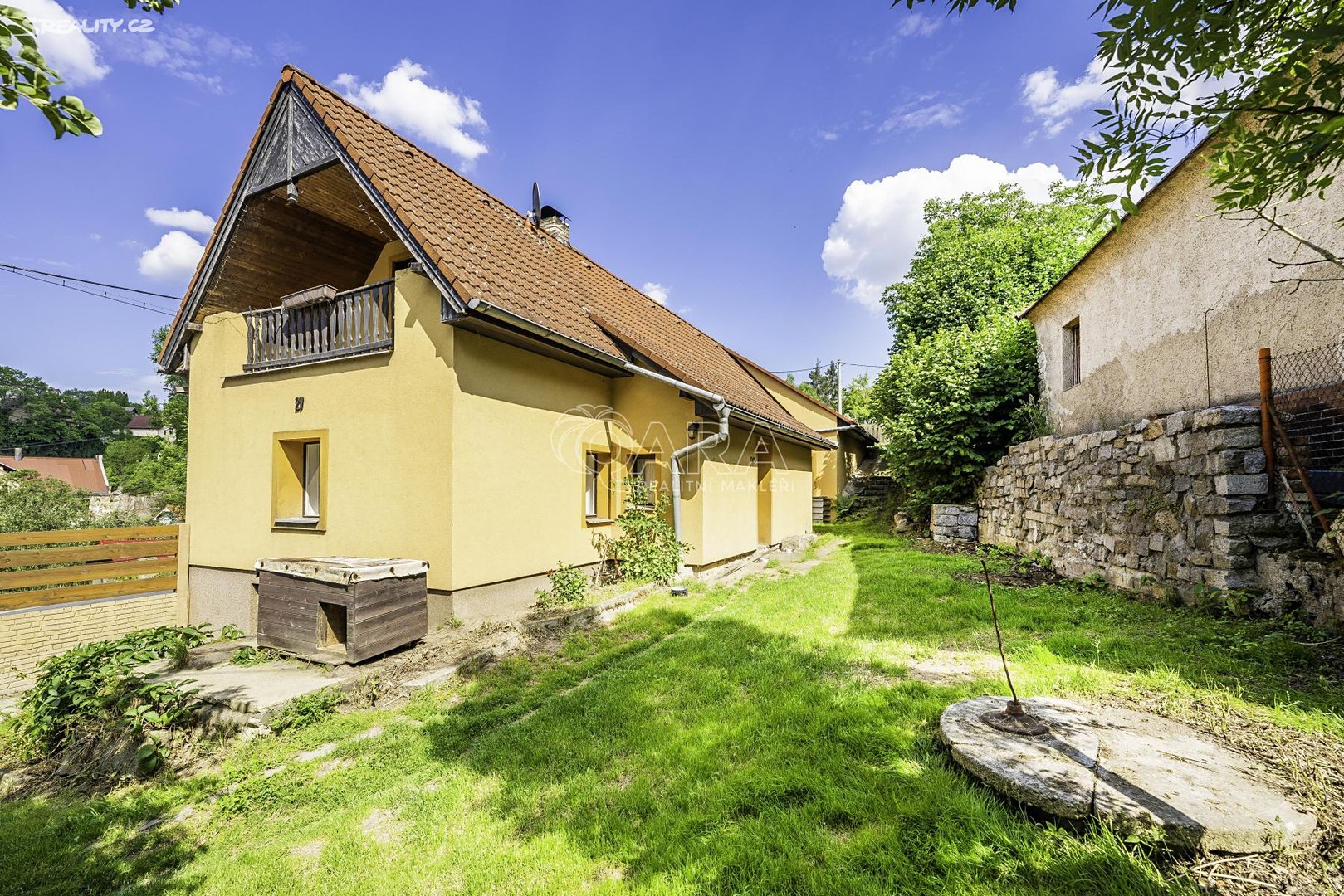 Pronájem  rodinného domu 181 m², pozemek 426 m², Kamenný Přívoz, okres Praha-západ