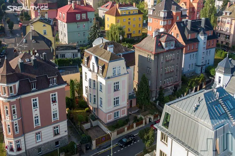 Prodej bytu 4+1 90 m², Anglická, Karlovy Vary - Drahovice