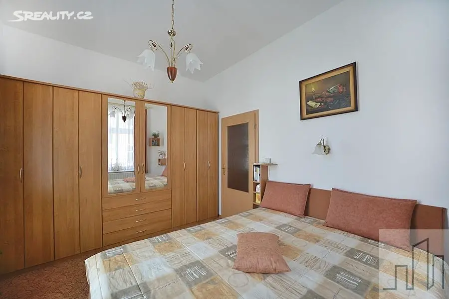 Prodej bytu 4+1 90 m², Anglická, Karlovy Vary - Drahovice