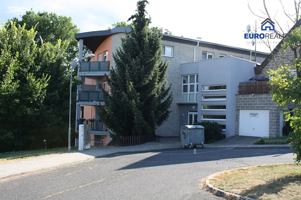Prodej bytu 3+kk 75 m², Sušice - Sušice II, okres Klatovy