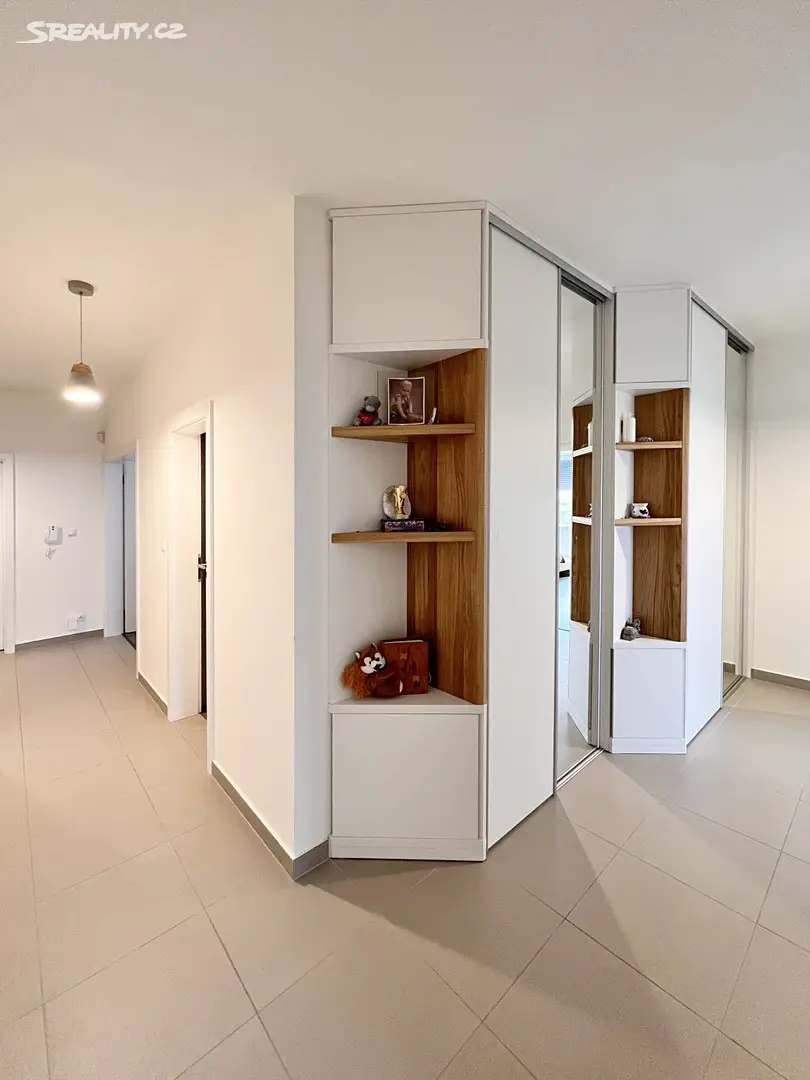 Prodej bytu 4+kk 109 m², Štanderova, Praha 9 - Letňany