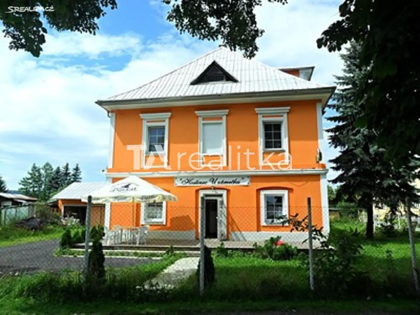 Prodej  rodinného domu 850 m², pozemek 1 050 m², Jindřichov, okres Bruntál