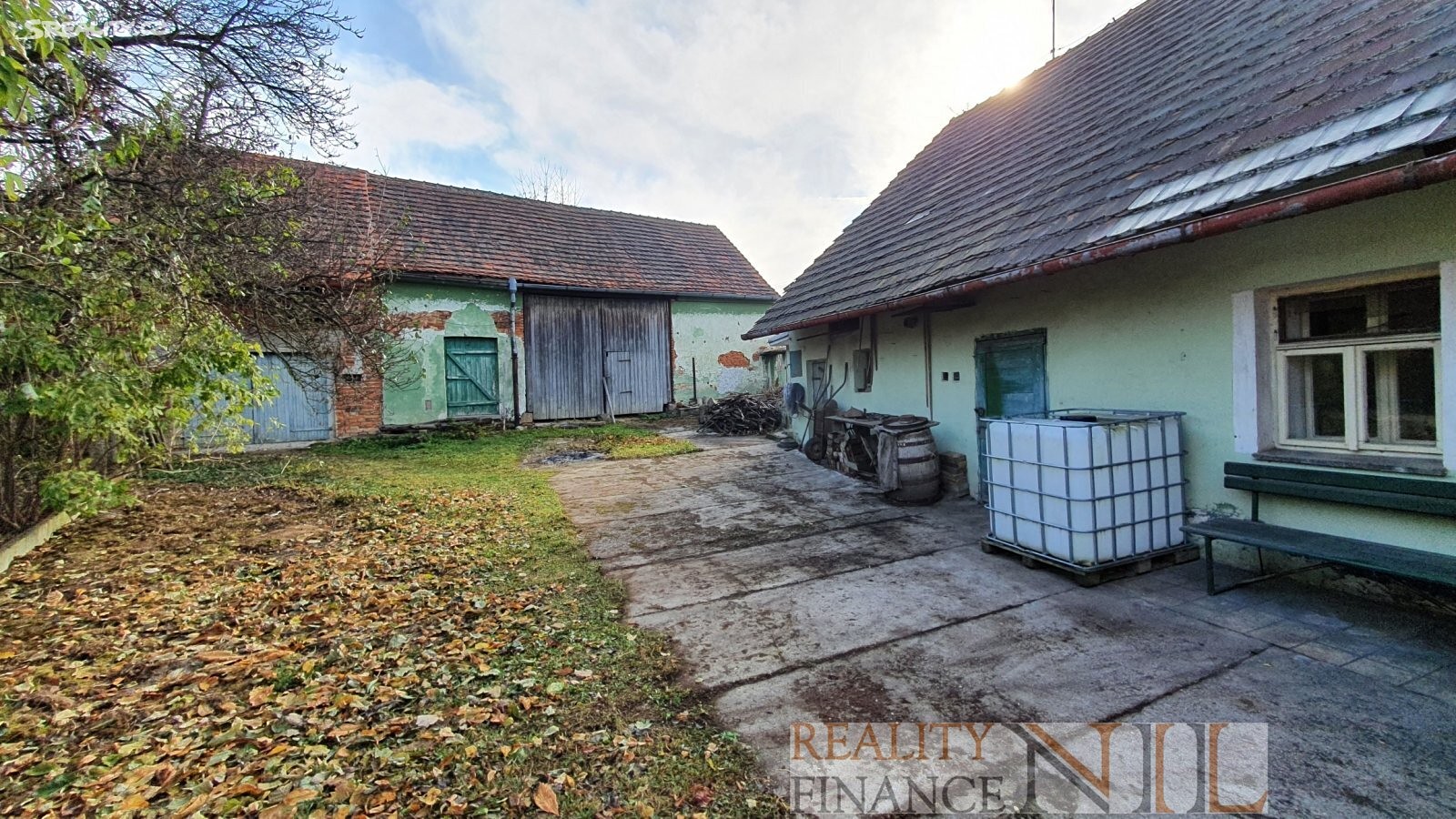 Prodej  rodinného domu 234 m², pozemek 1 527 m², Krašovice, okres Plzeň-sever