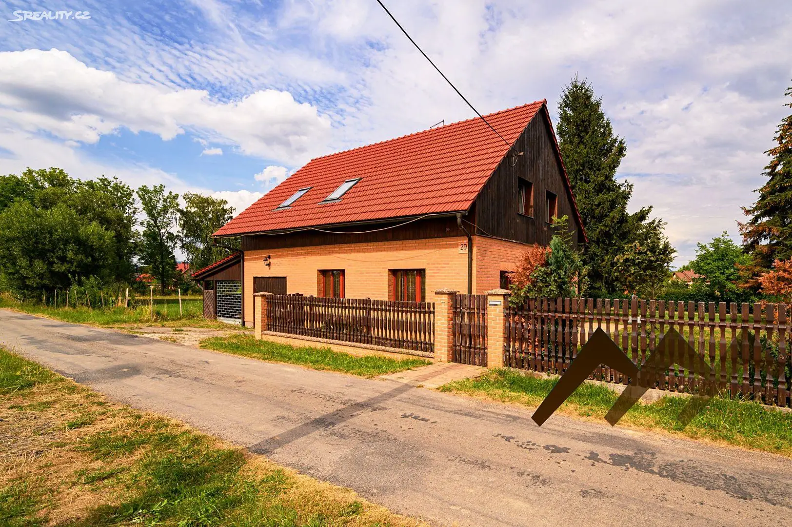 Prodej  rodinného domu 182 m², pozemek 1 055 m², Vlastibořice - Jivina, okres Liberec