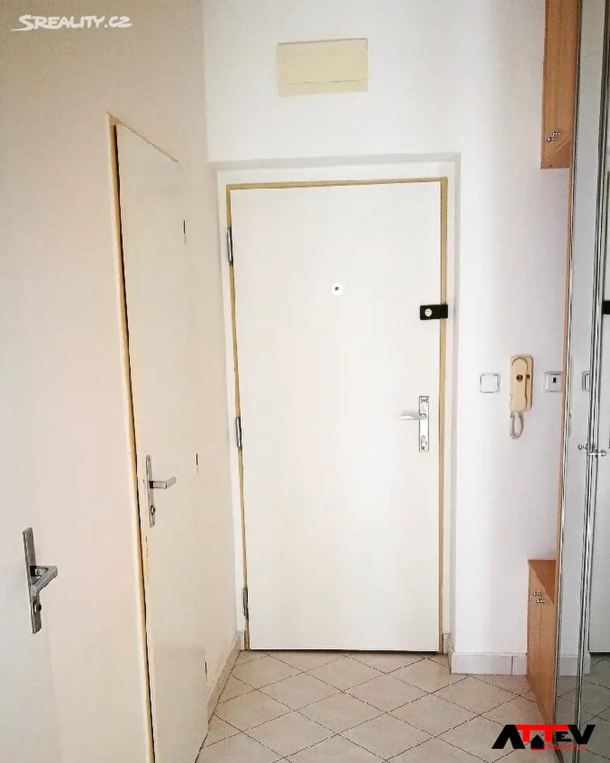 Pronájem bytu 1+1 39 m², Horníkova, Brno - Líšeň