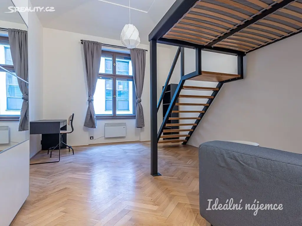Pronájem bytu 1+1 38 m², Pivovarská, Praha 5 - Smíchov