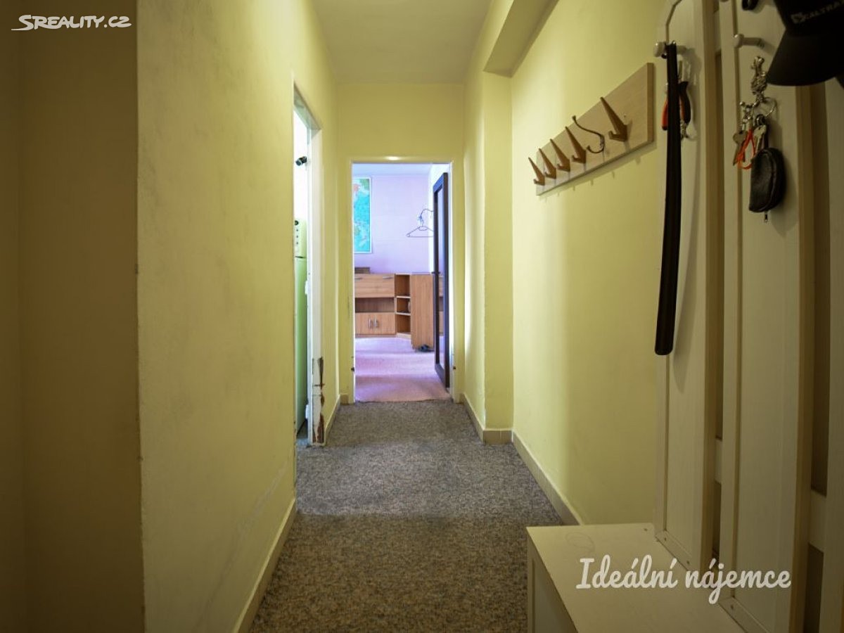 Pronájem bytu 2+1 67 m², Komenského, Modřice