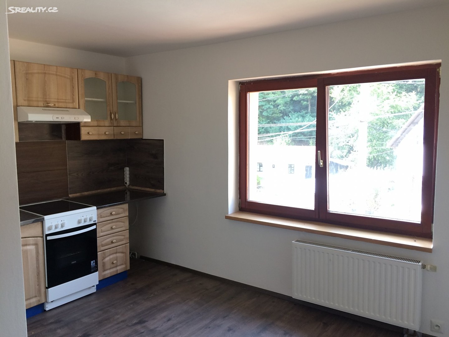 Pronájem bytu 2+kk 35 m², V Dolině, Zlín - Jaroslavice