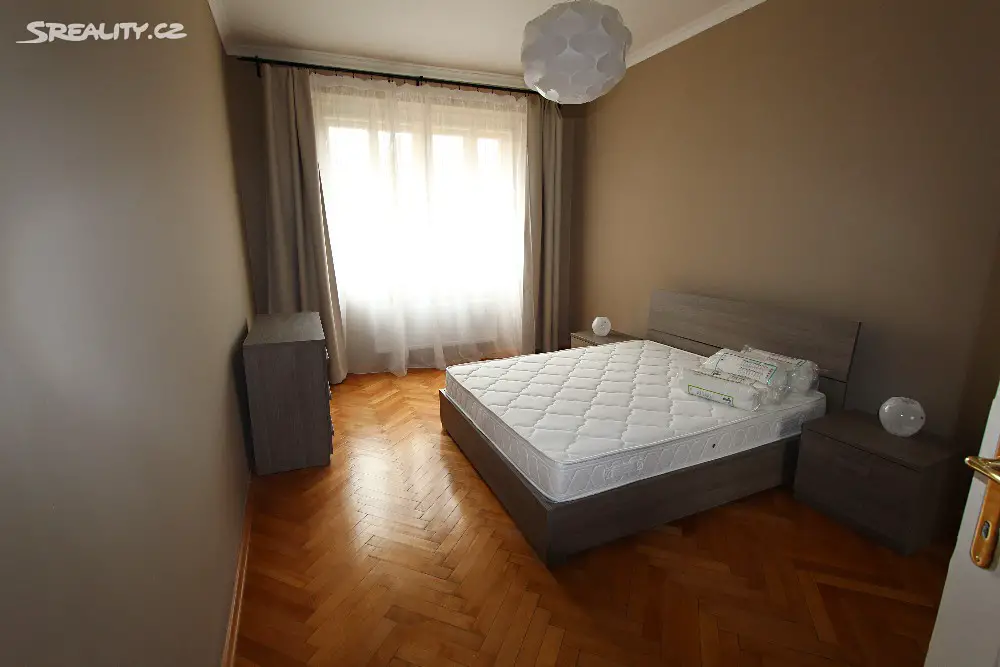 Pronájem bytu 3+1 95 m², Zelená, Praha - Praha 6