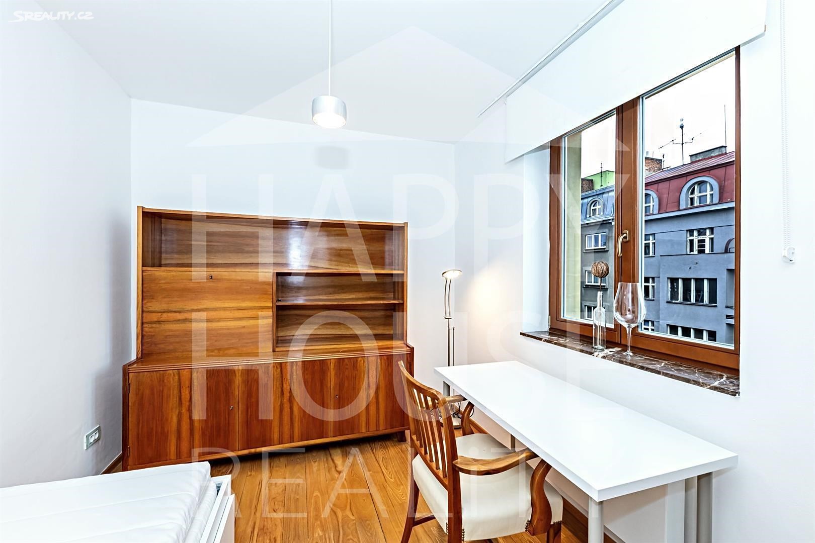 Pronájem bytu 3+kk 80 m², Lucemburská, Praha 3 - Vinohrady