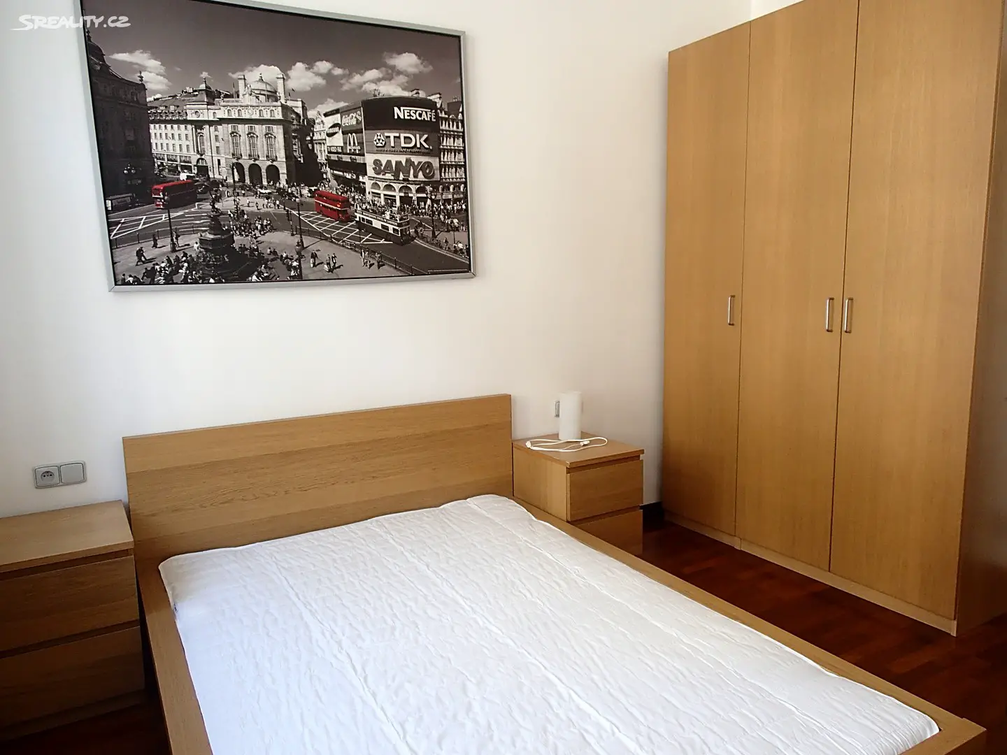 Pronájem bytu 3+kk 50 m², Blahníkova, Praha 3 - Žižkov