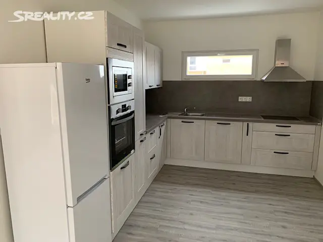 Pronájem  rodinného domu 90 m², pozemek 152 m², U Tvrze, Hostouň