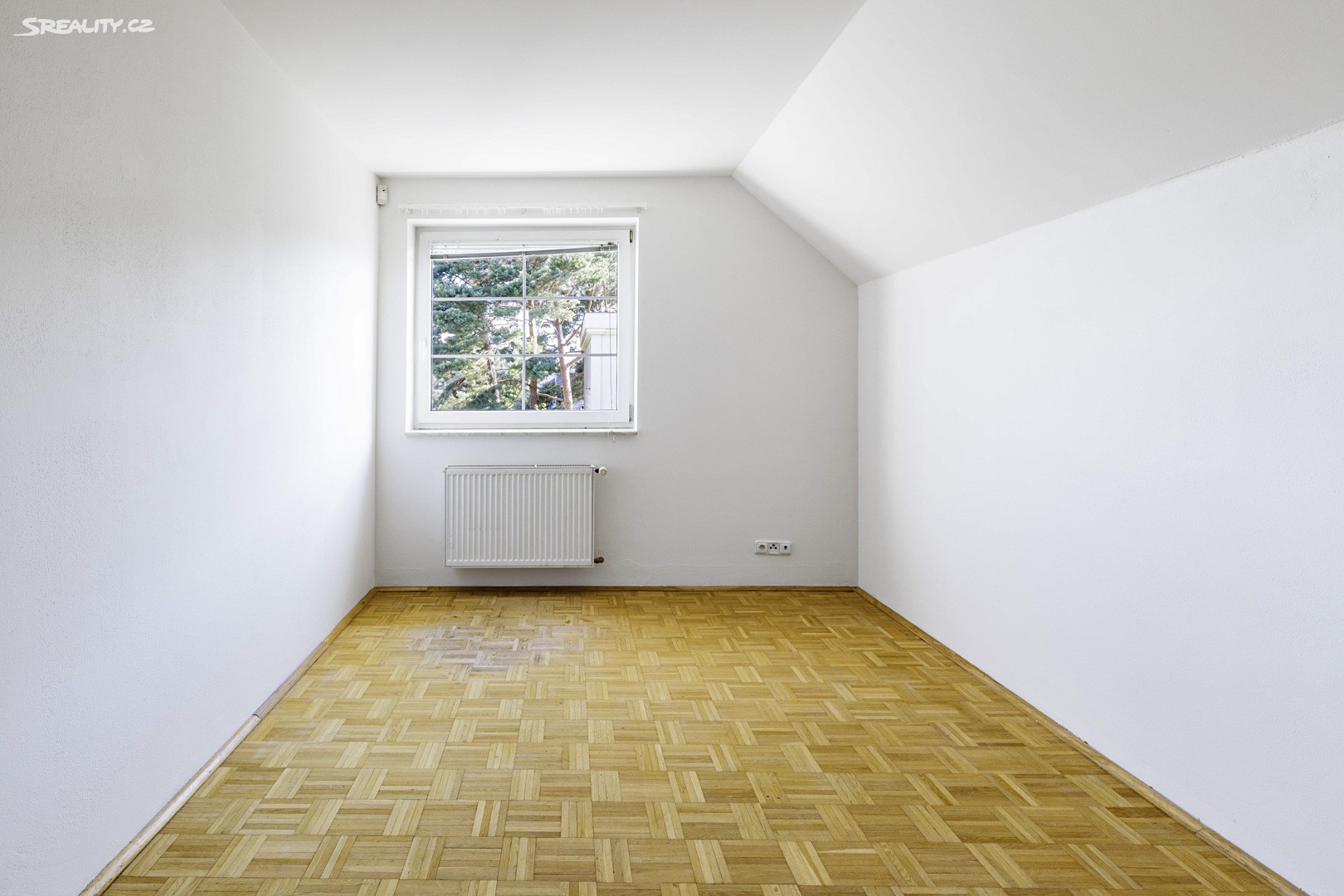 Pronájem  rodinného domu 255 m², pozemek 800 m², Malý dvůr, Praha 6 - Nebušice