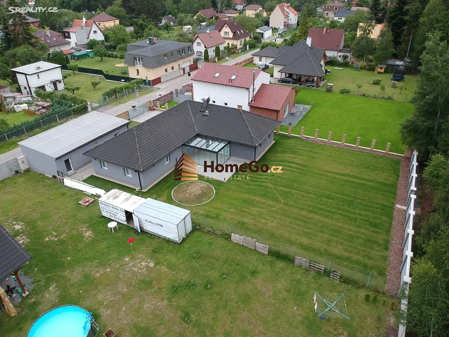 Pronájem  rodinného domu 221 m², pozemek 1 164 m², Struhařov, okres Praha-východ