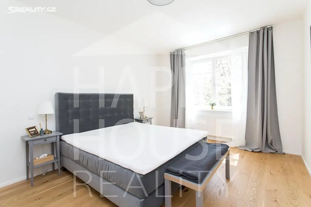 Pronájem bytu 2+kk 65 m², Soběslavská, Praha 3 - Vinohrady