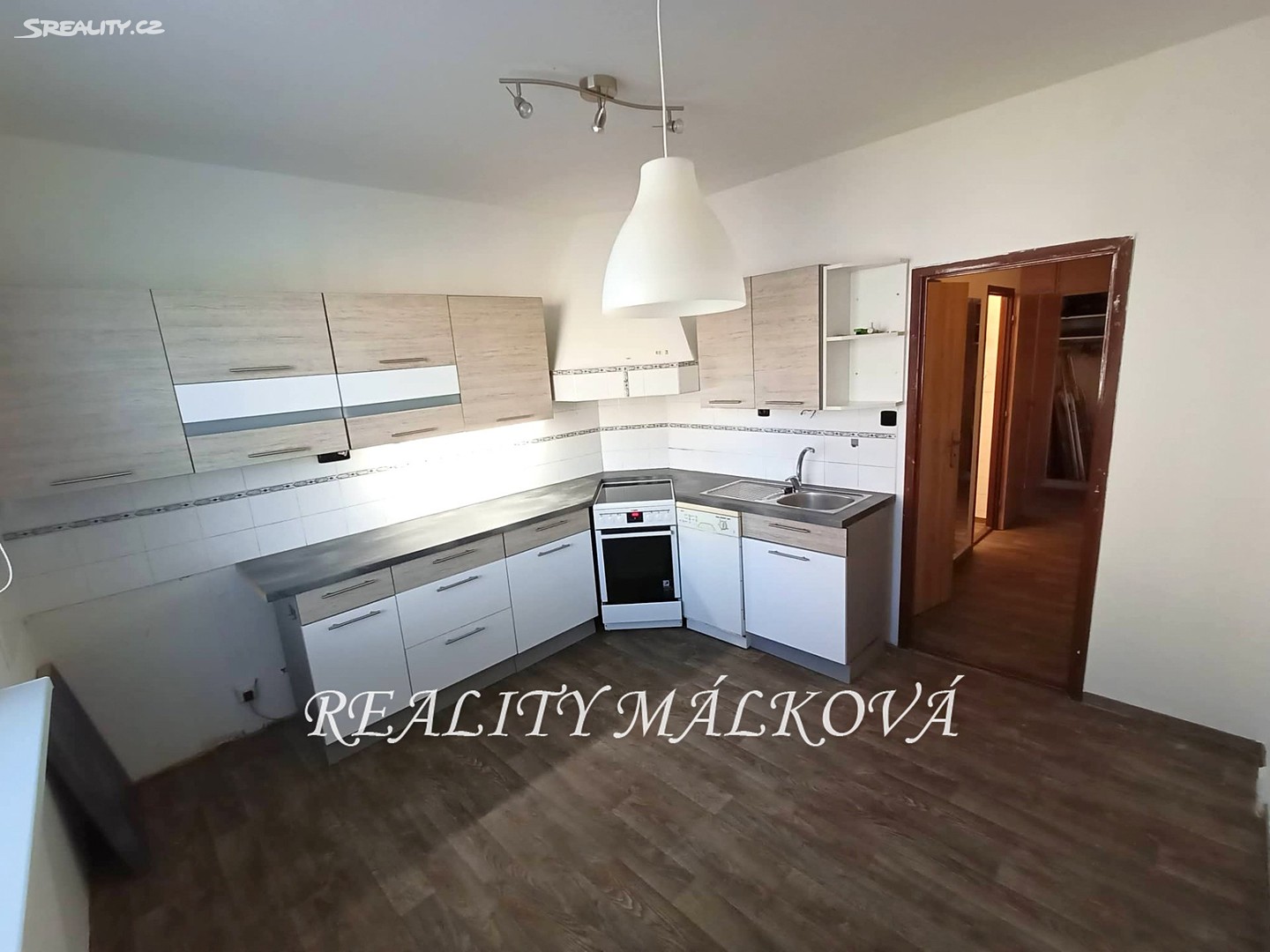 Pronájem bytu 3+1 78 m², Lonkova, Pardubice - Polabiny