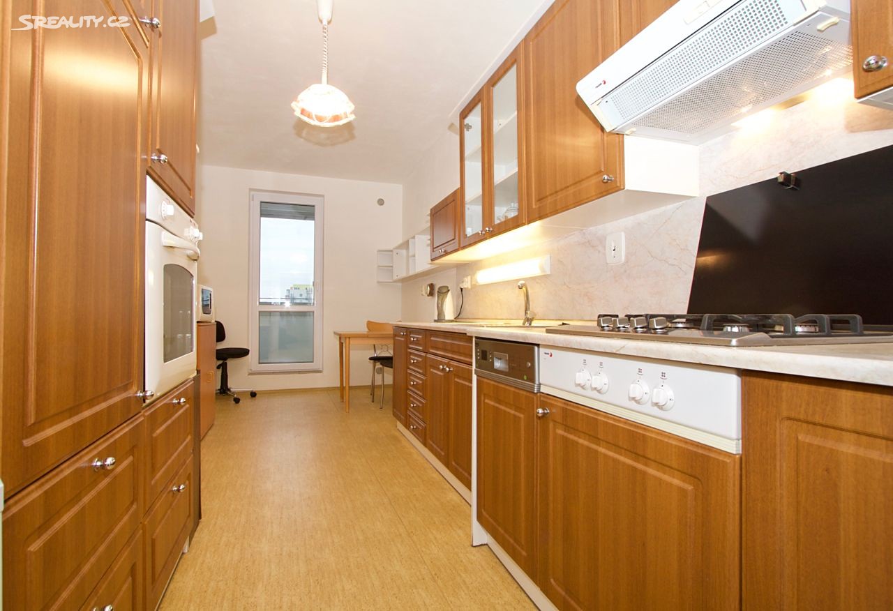Pronájem bytu 3+1 84 m², Běhounkova, Praha 5 - Stodůlky