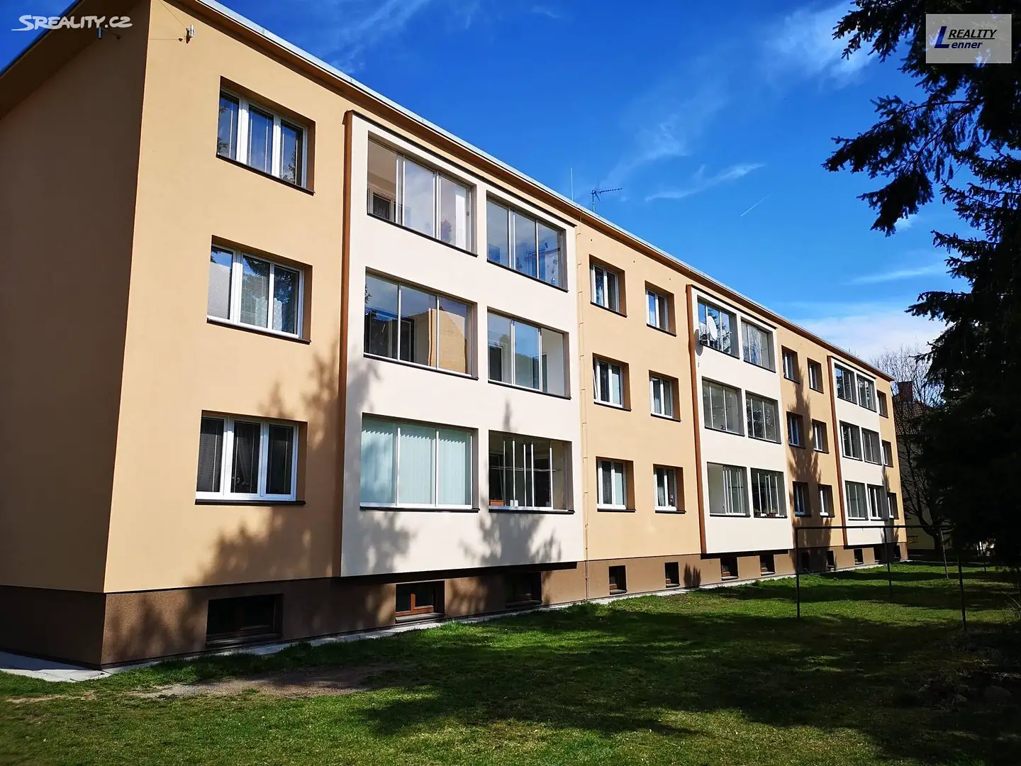 Pronájem bytu 4+kk 76 m², Komenského, Rožmitál pod Třemšínem