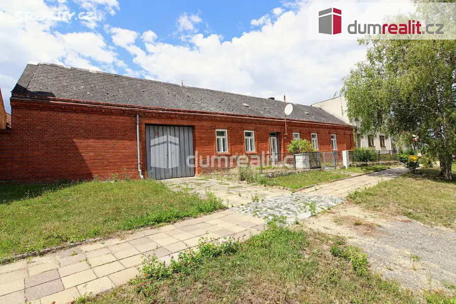 Prodej  rodinného domu 300 m², pozemek 1 145 m², Brumovice, okres Břeclav