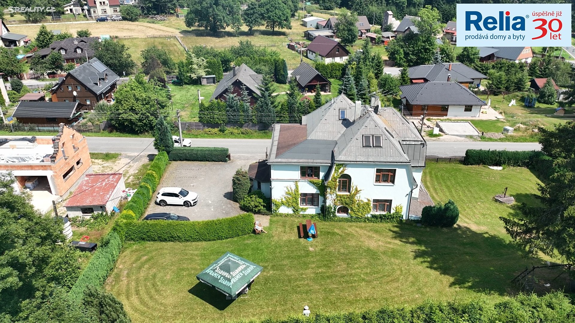 Prodej  rodinného domu 422 m², pozemek 1 583 m², Pěnčín, okres Liberec