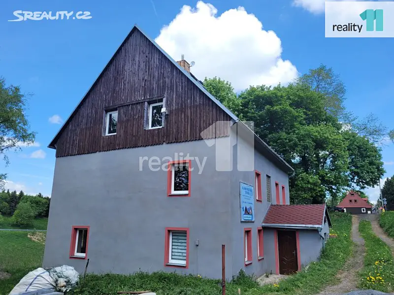 Prodej  vícegeneračního domu 350 m², pozemek 2 288 m², Loučná pod Klínovcem - Háj, okres Chomutov