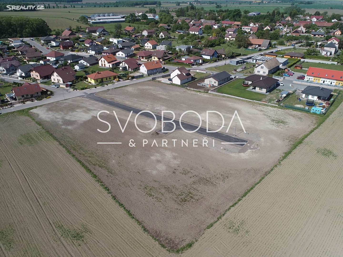 Prodej  stavebního pozemku 849 m², V Poli, České Meziříčí