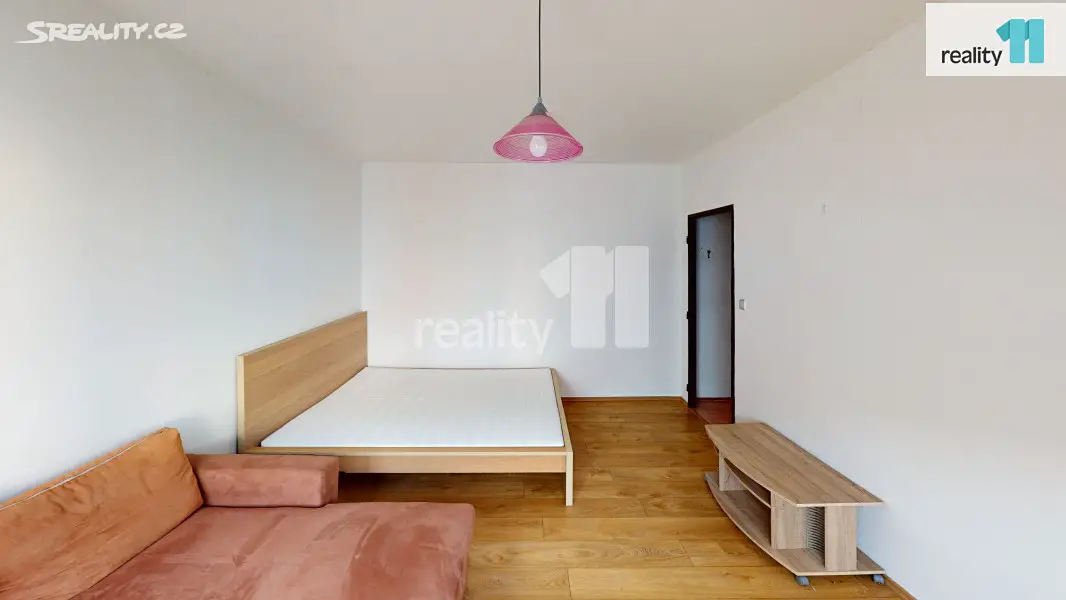 Pronájem bytu 1+1 28 m², Karly Machové, Beroun - Beroun-Město