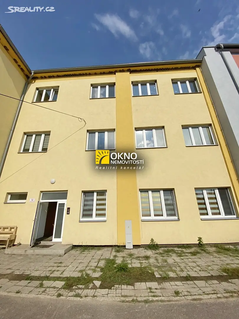 Pronájem bytu 2+kk 52 m², Pohořelice, okres Brno-venkov