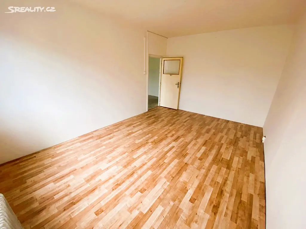 Pronájem bytu 3+1 69 m², Chomutovská, Kadaň