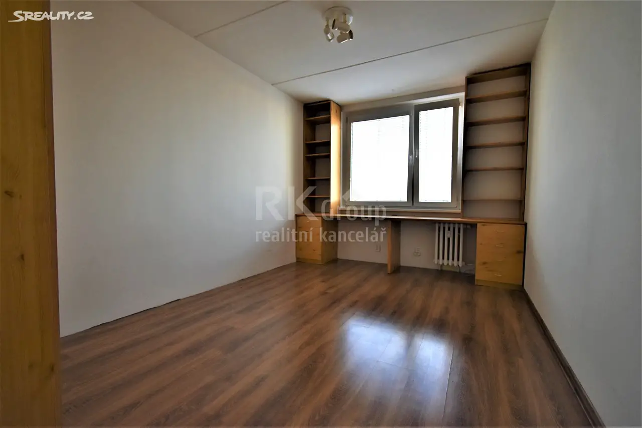Pronájem bytu 3+kk 76 m², Poděbradova, Kladno
