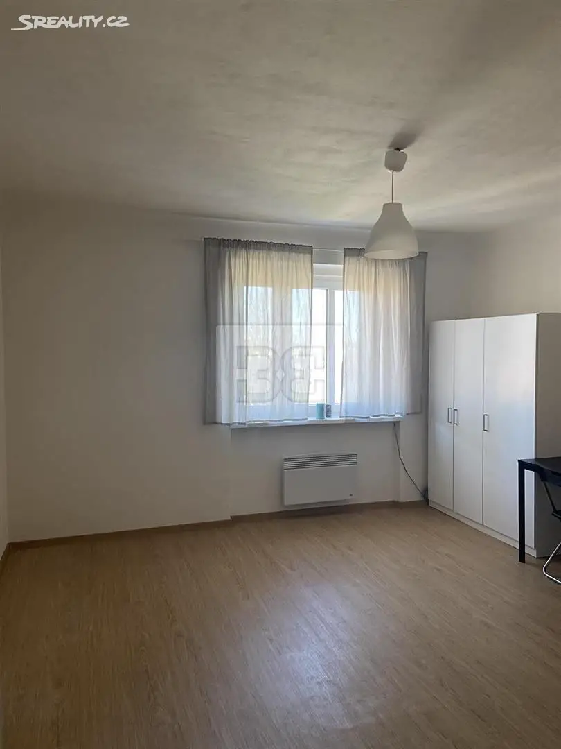 Pronájem bytu 1+kk 30 m², Pastrnkova, Brno - Zábrdovice