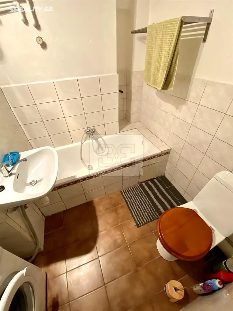 Prodej bytu 1+1 38 m², Vrchlického, Praha 5 - Košíře