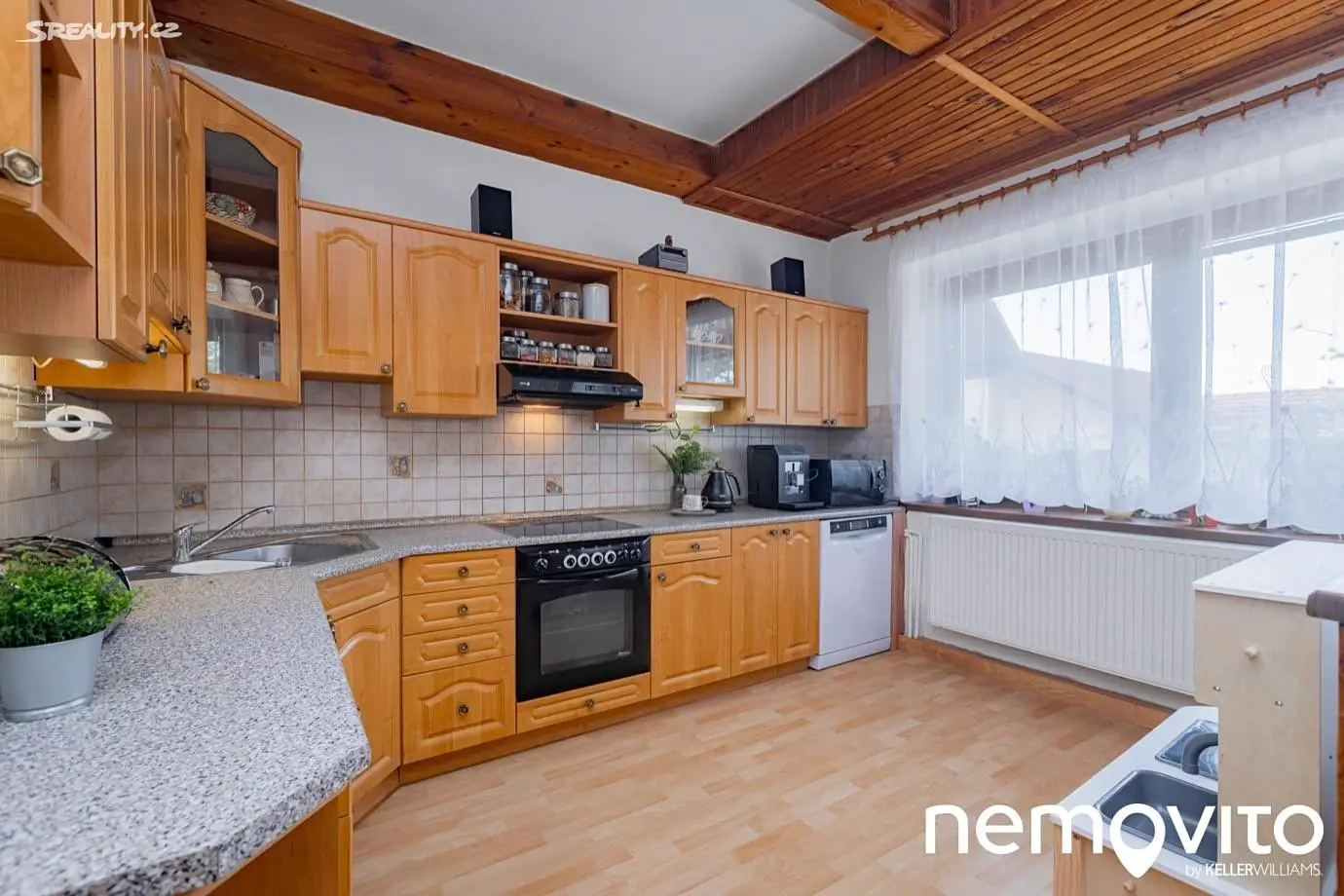 Prodej  vícegeneračního domu 199 m², pozemek 2 013 m², Odřepsy, okres Nymburk