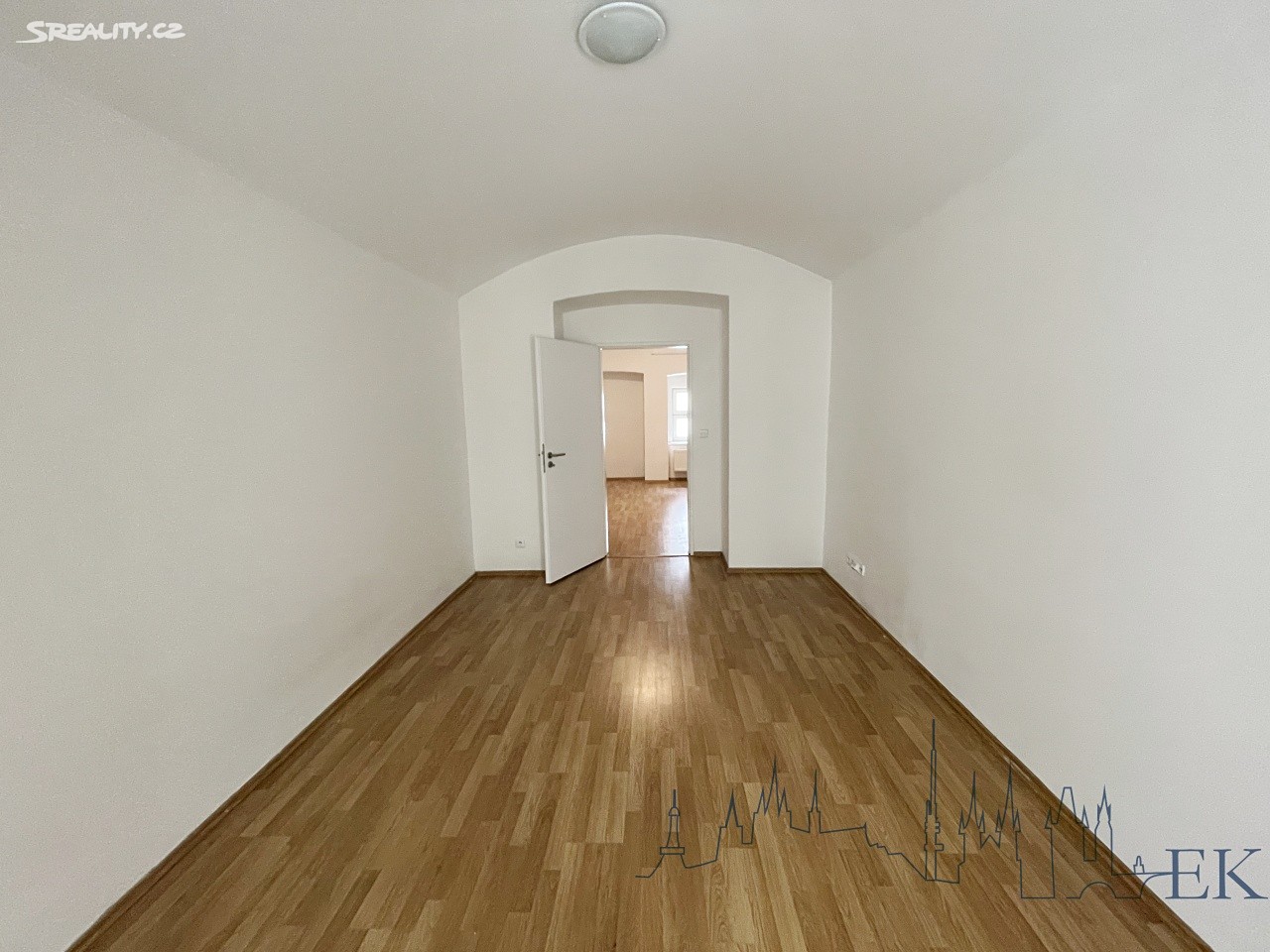 Pronájem bytu 1+1 43 m², Štítného, Praha 3 - Žižkov