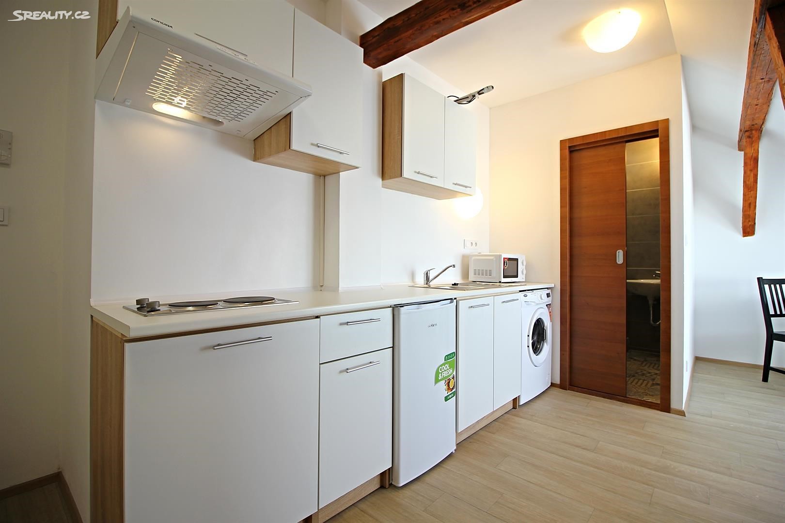 Pronájem bytu 1+kk 30 m² (Podkrovní), Koliště, Brno - Zábrdovice